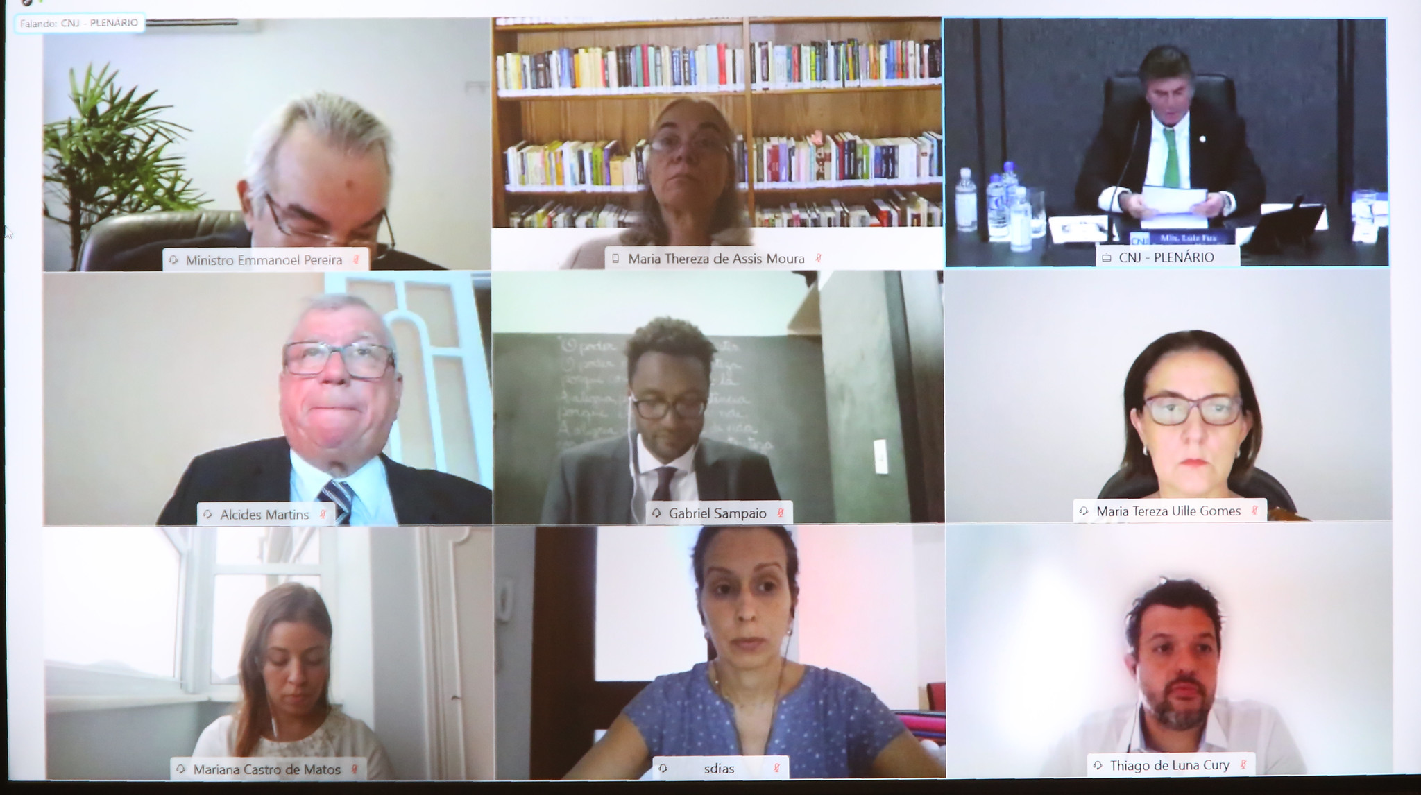 Audiência de custódia poderá ser feita por videoconferência na pandemia