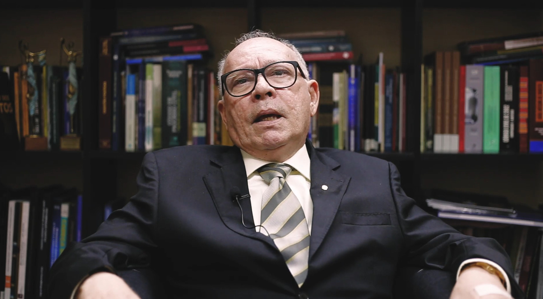 Nota de pesar: Moacir Guimarães Moreira Filho