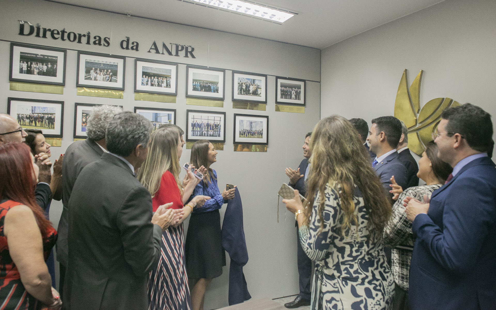 Retrato de Fábio George passa a integrar galeria de ex-presidentes da ANPR