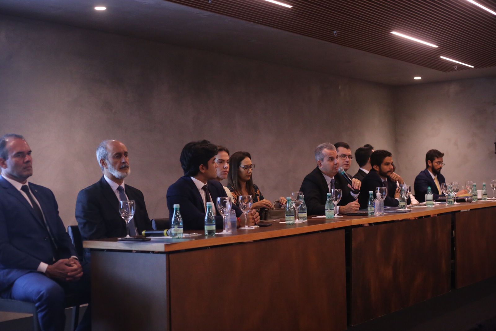 Delegados e diretoria da ANPR realizam encontro presencial