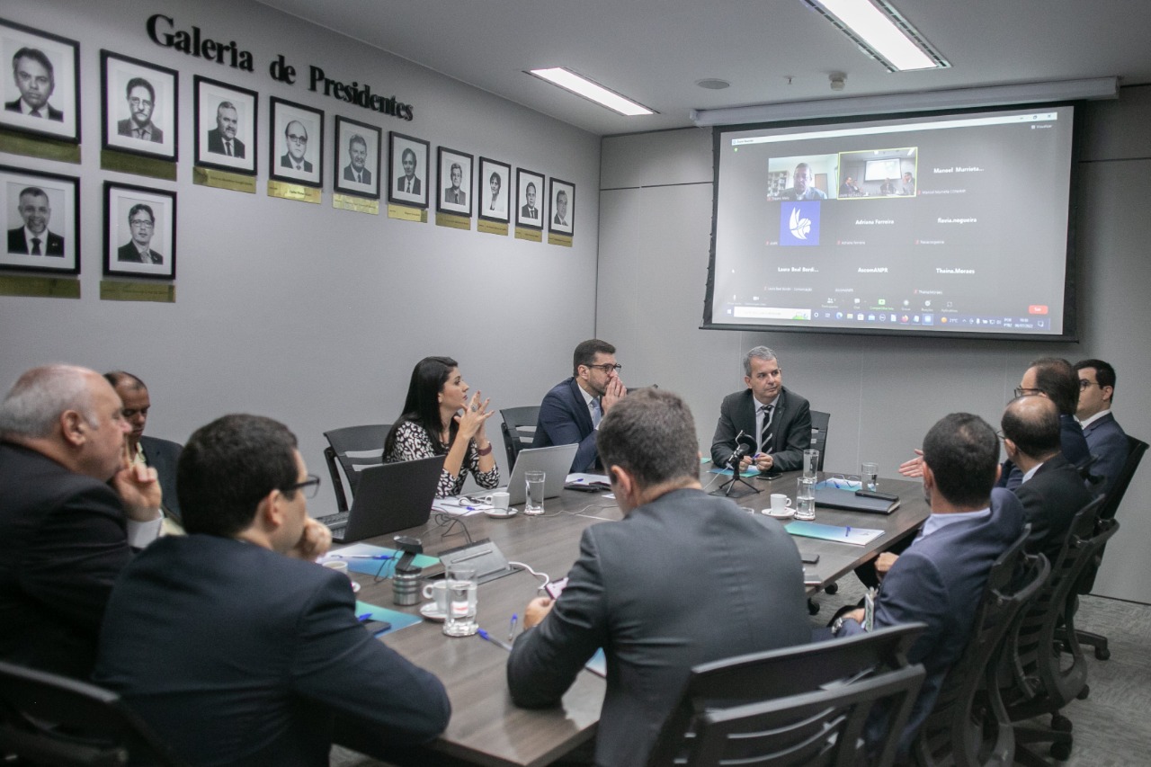 Frentas debate questões remuneratórias