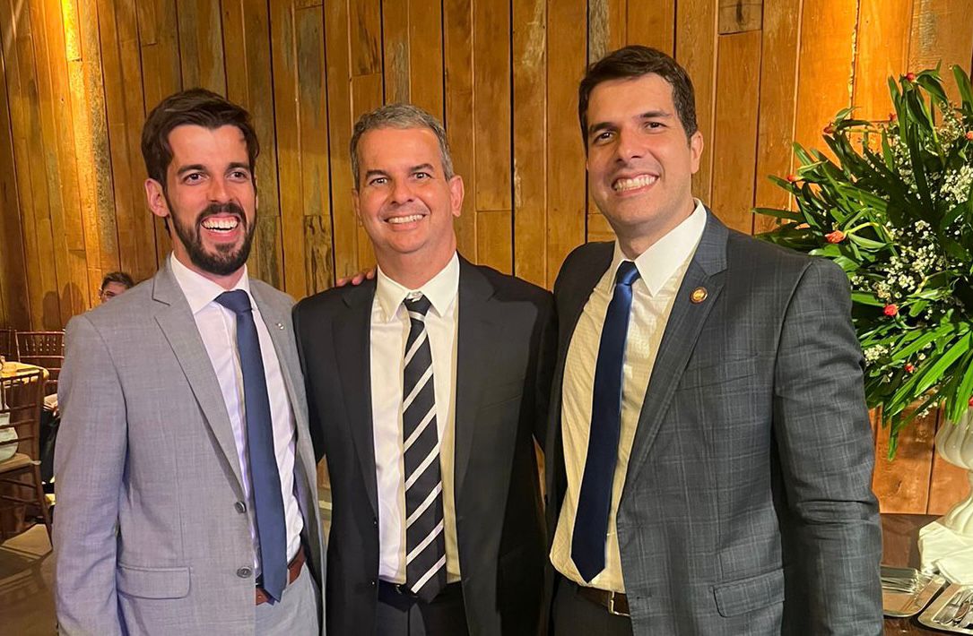 Ex-procurador Rodrigo Tenório toma posse no TRF5