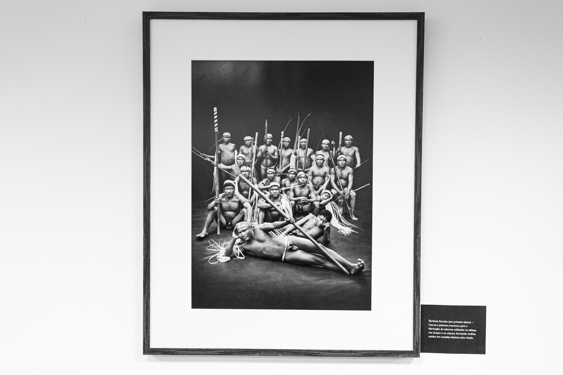 MPF restitui à Funai fotos de população indígena isolada registrada por Sebastião Salgado