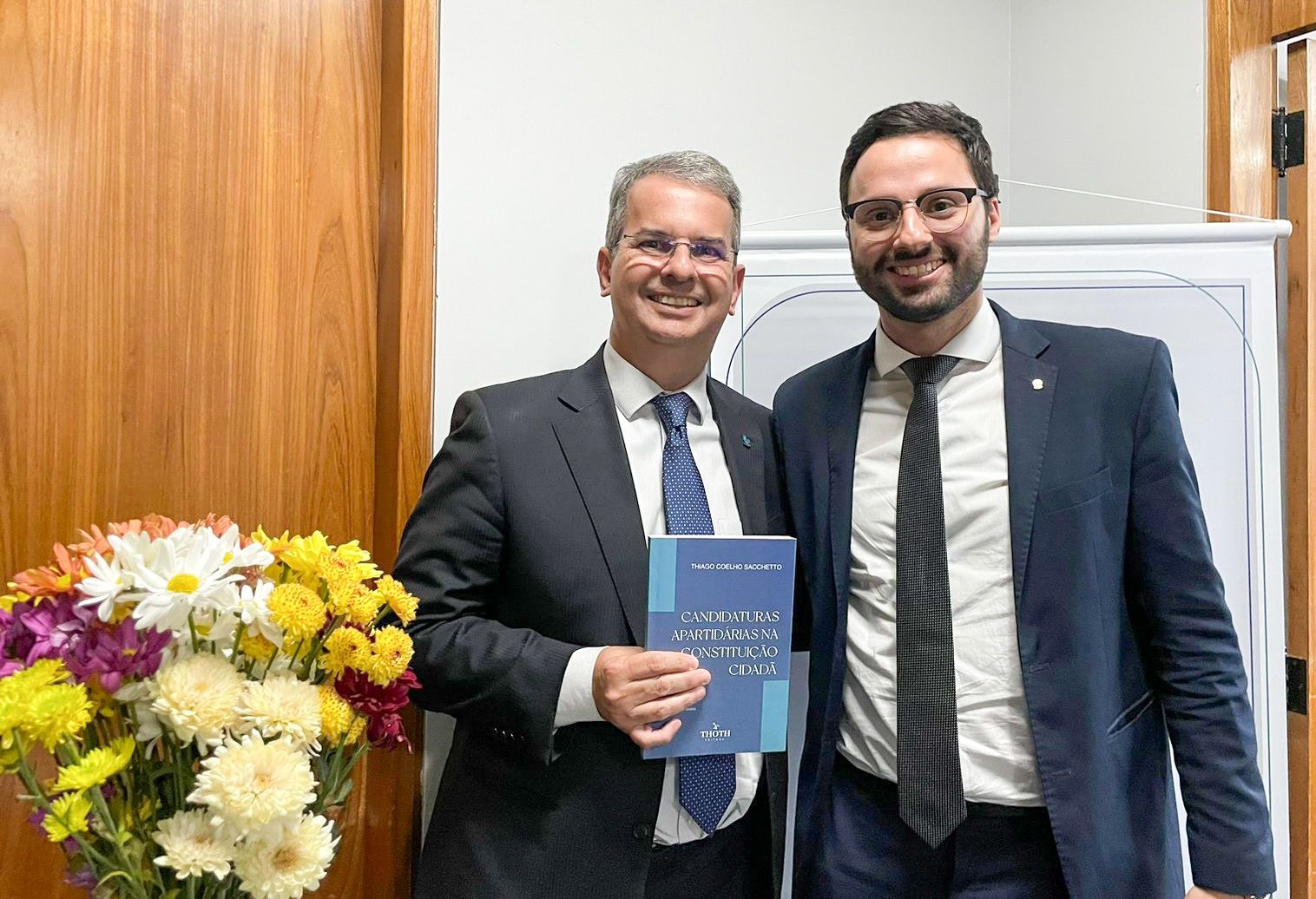 Procurador da República lança obra sobre candidaturas apartidárias na sede da ANPR