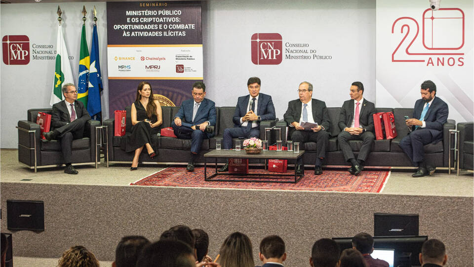 ANPR participa de debate com especialistas sobre os desafios na arena cibernética