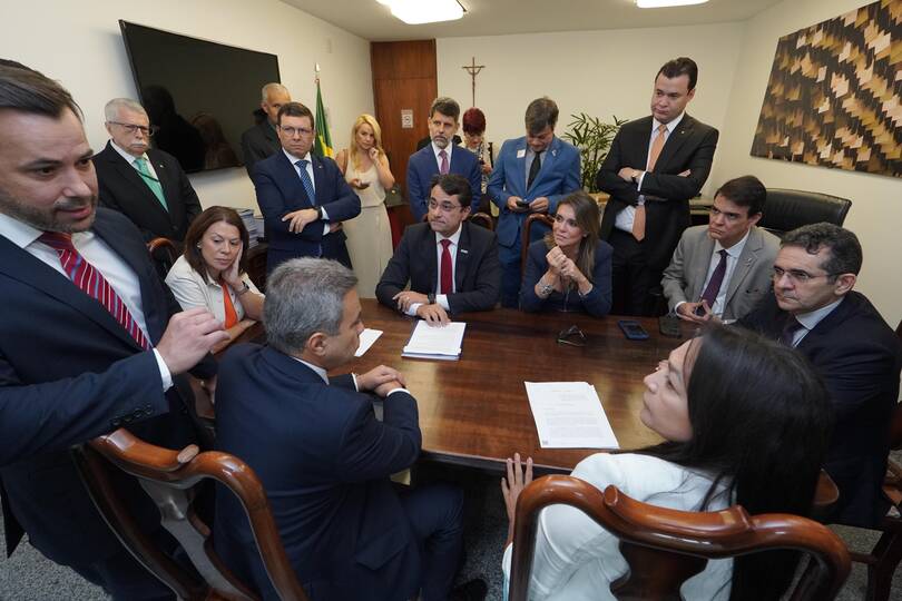 Após articulação da ANPR, CCJ adia votação da PEC 3/2024