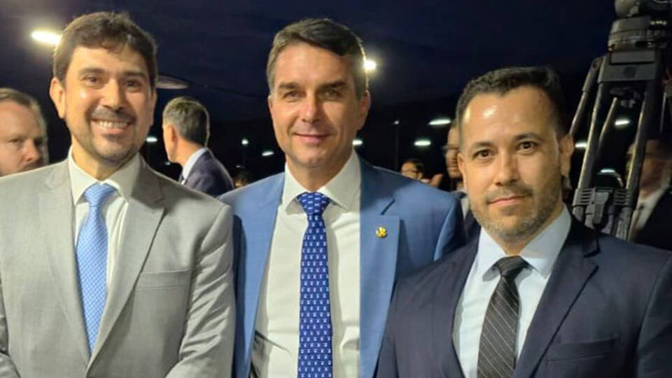 ANPR acompanha indicado ao CNMP em conversa com senador Flávio Bolsonaro