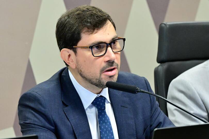 CCJ aprova Márcio Barra Lima para o CNMP