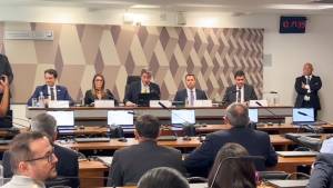 0407-ccj-senado-site_3.jpg_original